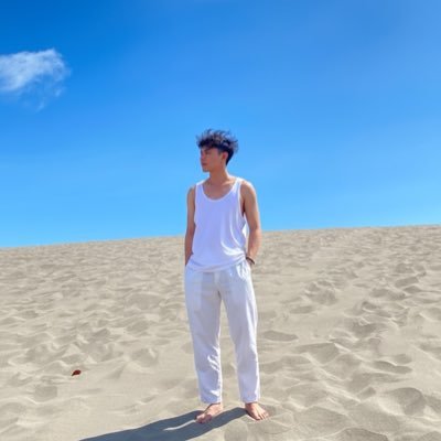 xandreyo's profile picture. lowkey —more on ig let’s moots @tandreyo