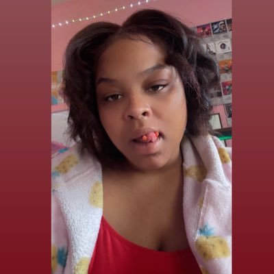 Princess215__'s profile picture. Ri Ri🌼 🌈PHL 📍NYMPHO 🫧 SWALLOW QUEEN 💦YA FAVORITE CREAMER 💦🤪 (The Best Of Both Worlds Over here🌈💦🫧) I SELL PUSSY AND HEAD HMU💵🤪🤸‍♂️ (NO EXTRA CONVO)