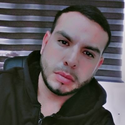 enriquez25858's profile picture. 