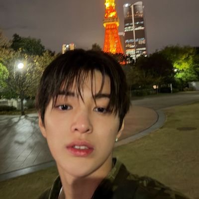 realtsubaki's profile picture. chiki chiki reload uhh uhh reload