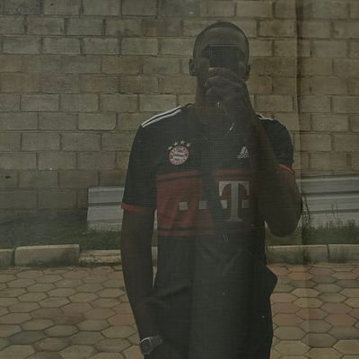 __choolwe's profile picture. The world is ours.