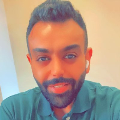 Man9oral_87's profile picture. أنا أشير للقمر والأحمق ينظر إلى أصبعي .. القادسية وطن 💛🖤