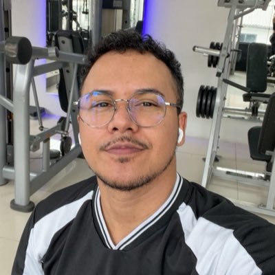 randonwesley's profile picture. Nortista, afro-indígena e cansado. 🏳️‍🌈