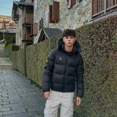 mtlgh5mot's profile picture. 