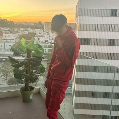 mengzc4313f9pjs's profile picture. 