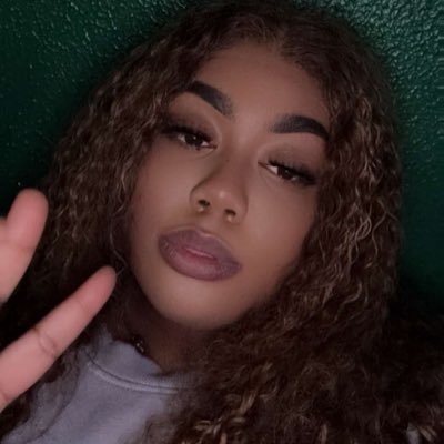 SNDC989's profile picture. ☾ Libra ☼ Aries ↑ Aquarius 🏳️‍🌈