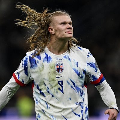 City_Cntr's profile picture. Daily #ManCity updates, transfer news, stats, pictures and much more.