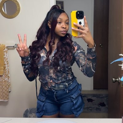 kamiaah_'s profile picture. ask lil wayne