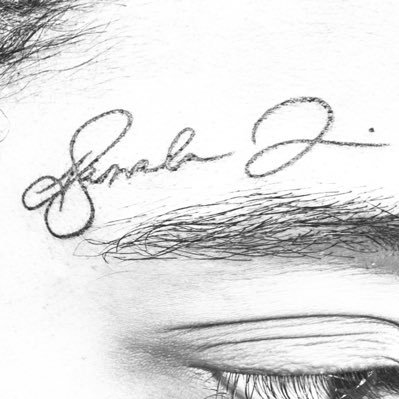 moreveeplarry's profile picture. “𝙺𝚊𝚖𝚊𝚕𝚊 𝙷𝚊𝚛𝚛𝚒𝚜, 𝚏𝚘𝚛 𝚝𝚑𝚎 𝚙𝚎𝚘𝚙𝚕𝚎.”