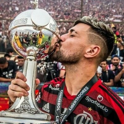 zecaurubuxz's profile picture. @flamengo