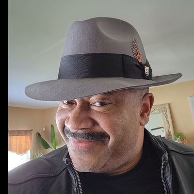 KennLynch's profile picture. Actor, J.D., Writer 🖊️📖 WIP: Growing up Detroit: My formative years in the Motor City; #vss365; #wedopoetry https://t.co/sWvh91jEfB