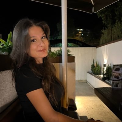 guls4h's profile picture. allah zorluk versin kolay is