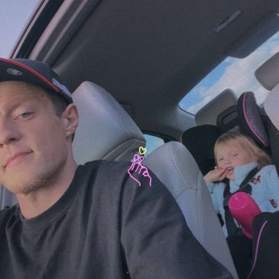 TeezyP_'s profile picture. Taking care of the fam. ✌🏼