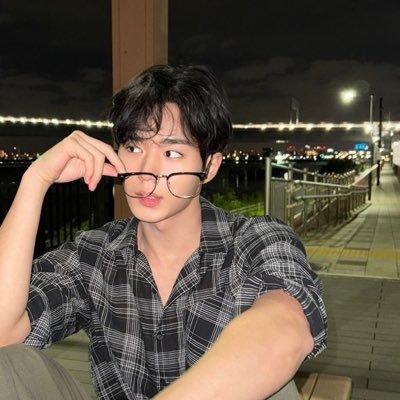 ggumzzngeong's profile picture. 02, 🇵🇸 | she/her 🔴⬅️⭐️ | TXT, ALD1 |@tangeriminies my babymunchkin 🎀