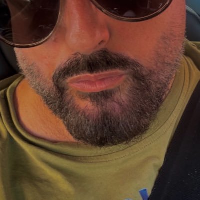 MgubaaXs's profile picture. El socialismo y el comunismo traen miseria y gentuza que vive del trabajo de los demás 🇪🇸. El Real Madrid es mi pasión y orgullo. VIVE SIN MOLESTAR✈️🍷⚽️HOPE…