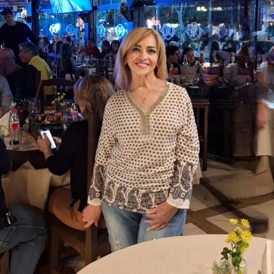 kittycuevas52's profile picture. En el abismo de mis pensamientos...encuentro tu presencia.