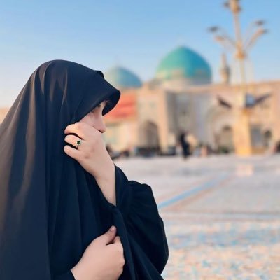 mahman29's profile picture. لَها عَينان کَأنها الطمأنیتة بعد التوبة •☁️🩺