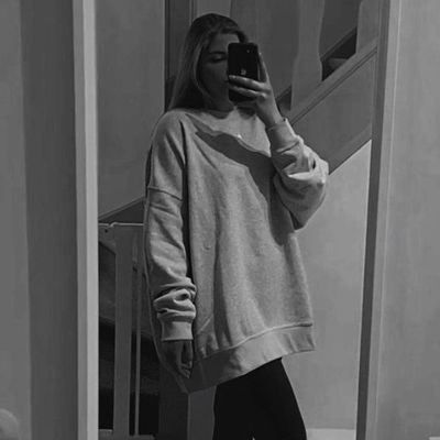 WGtwTLnsKW's profile picture. 