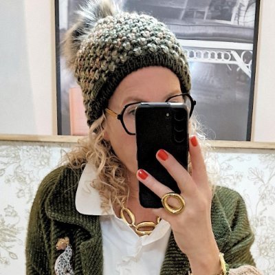 liline44000's profile picture. « Danse la vie et chante l'amour. 🥰 »