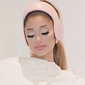 etrnallyurs's profile picture. pretty people & my interests 🪷