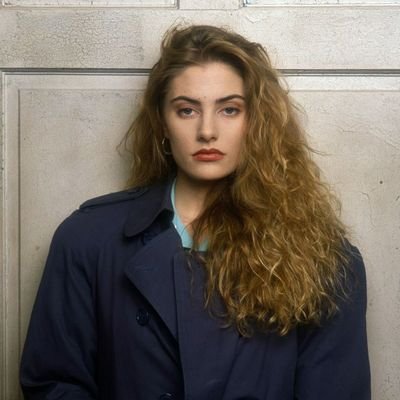 Y2KPopCulture's profile picture. y2k aesthetic ❤️