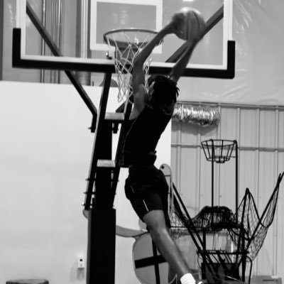 lowkeycj_'s profile picture. C/0 2026⭐️ | 6’6 , 165 lbs ,Guard| Nova Scotia, Canada| Colossians 3:17