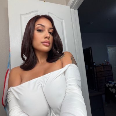 feranmi_ro12183's profile picture. 