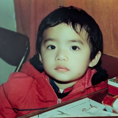 Machplane's profile picture. Nothing