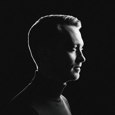 Bentyn's profile picture. 📚💻🥾🌊▲
Automating my life with AI. Community manager at @NewWork0rder