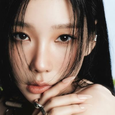 syjungies's profile picture. taengsic and i against the world