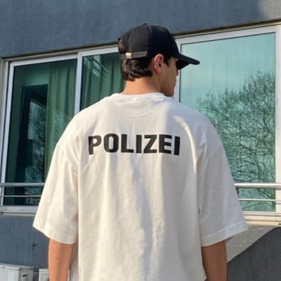 Hasret614733's profile picture. 