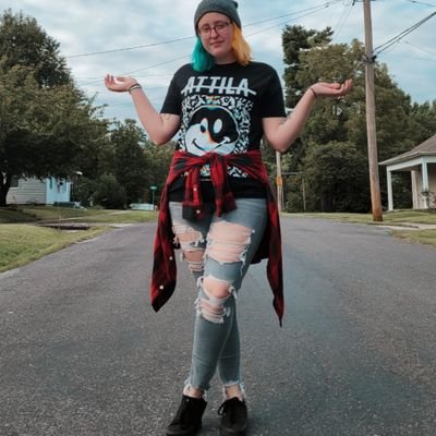 midexistence's profile picture. 𝚑𝚞𝚜𝚔𝚢 𝚖𝚘𝚖.
𝚜𝚗𝚊𝚔𝚎 𝚖𝚘𝚖.
𝚖𝚎𝚗𝚝𝚊𝚕 𝚑𝚎𝚊𝚕𝚝𝚑 𝚊𝚍𝚟𝚘𝚌𝚊𝚝𝚎.