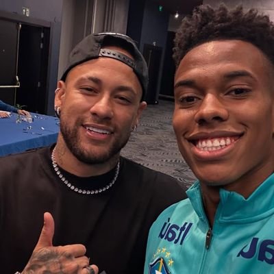 DanielLebi6's profile picture. Versatile in coding, Ambivert, and a football fan