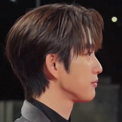 Jinyoungology's profile picture. JJP 🌴🍑, Ahgase💚, Nyoungsoonie. “The longer it takes and the harder it is, the sweeter the success. Keep knocking, and the door will open.” -Park Jinyoung