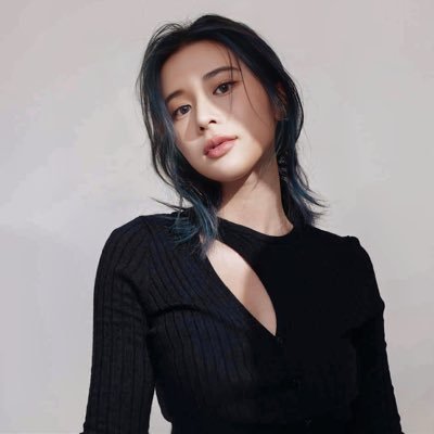 alwaysafang1rl's profile picture. Fangirling over GL ships