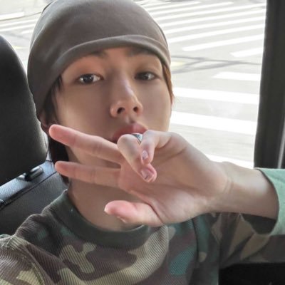 marseongtis's profile picture. 