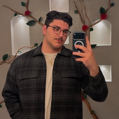 gabeonsaturn's profile picture. 🇸🇾- ♋︎-22- cali - 💿