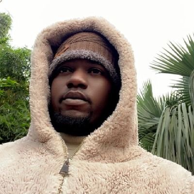 Officialkizi99's profile picture. I sell quality jerseys with customize DM for urs, Barcelona Messi 001 cruise and banter thank you 🙏