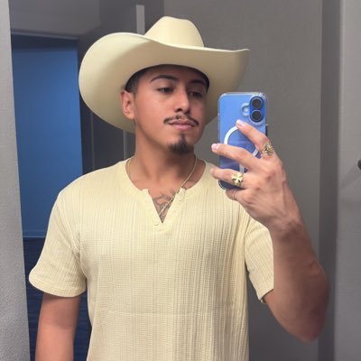 nvstyalex's profile picture. Top 3% 💎 | No PPV | 24 🇲🇽 | Customs Available 🎥 Click the link in bio 🔗 DM for Collabs 🤝