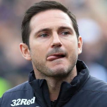 ftblmiguel's profile picture. retired football fan | @ChelseaFC