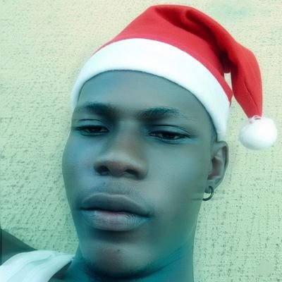 thy_onlyDahrey's profile picture. 📌Focus👻👽 || @ChelseaFC || @Hazardeden10  🇧🇪||Keeping Pace with Life✌️|| Aspiring Product Designer ||
Humility over Religion!!!!!!!