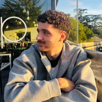 LittleRayane's profile picture. 