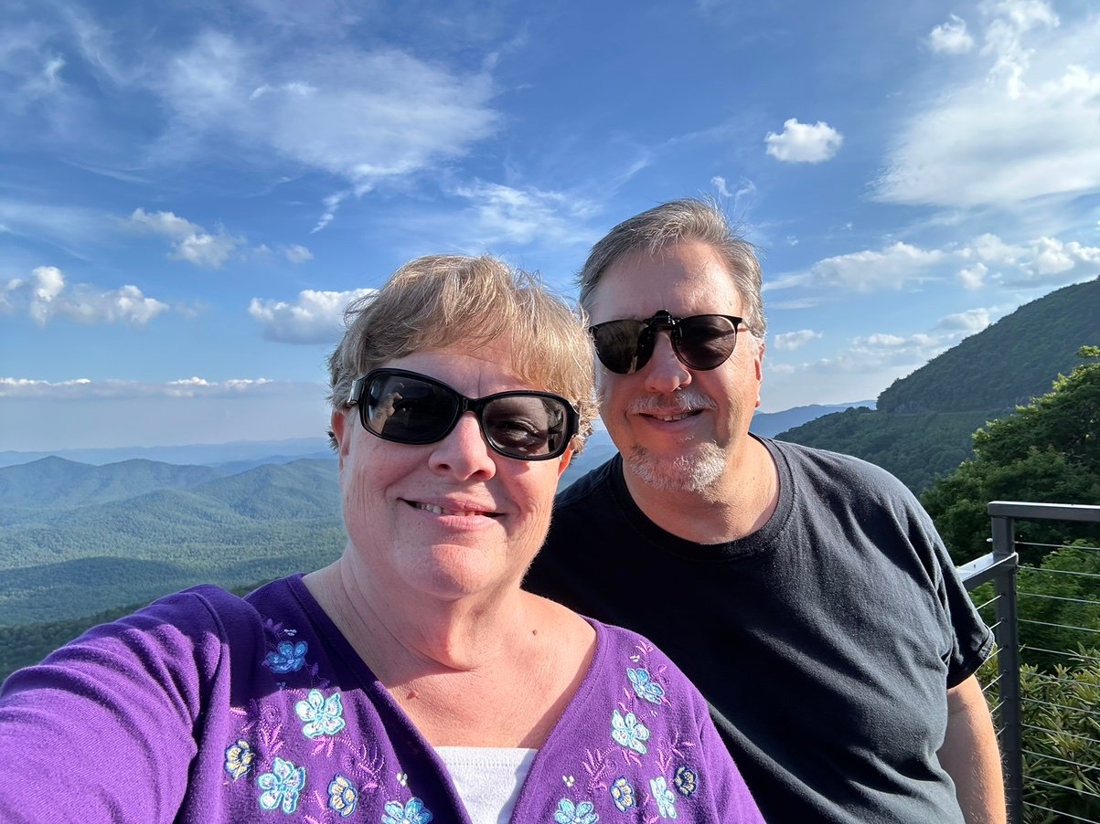 ljmoodync's profile picture. 