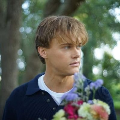 1989HOTD's profile picture. Film/literature|New England sports|Music|ASOIAF|Christ is lord.