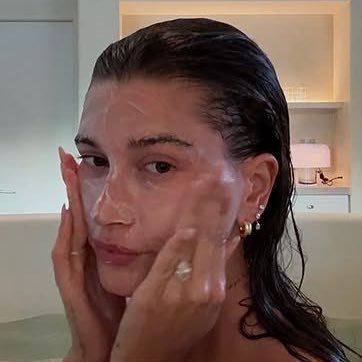 diorismic's profile picture. 