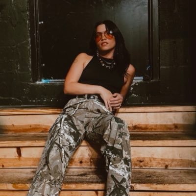 TheShelbyRaye's profile picture. Everything I’ve been through shows up somewhere in the songs.