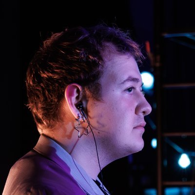 itsKuinno's profile picture. HI ESPORTS ! he/they 🏳️‍🌈 its pronounced quinn-oh 🔸 University of Staffordshire Esports 🔸 Esports and Drag 🔸 TFT, LoL, Val, tbf whatever at this point 🔸