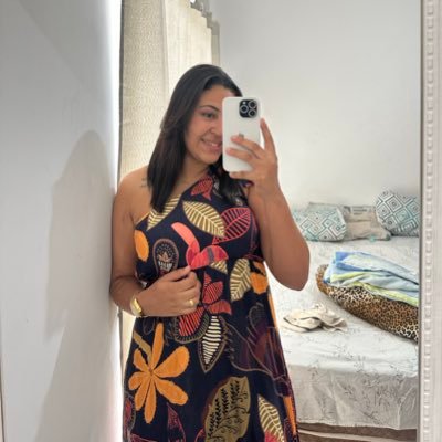 opalibriana's profile picture. hope✨ casada 💍 💛  ✨ menina dos olhos de Deus 🙇🏽‍♀️ ✨mamãe da Leandra 💜