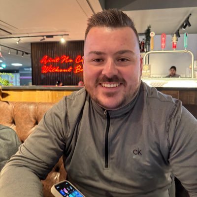 MenmuirLee's profile picture. 