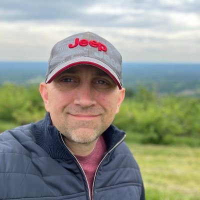 DwayneSmithAV's profile picture. Work in Higher Education technology support, fly planes, cycle, run, Jeep, and much much more.